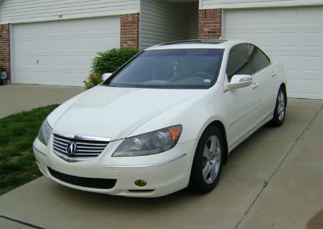 2005 Acura RL