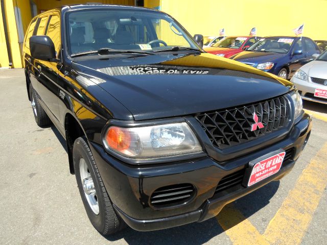 2001 Mitsubishi Montero Sport