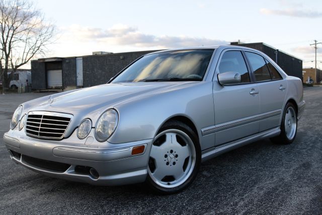 Tothego - 2001 Mercedes-Benz E-Class_1