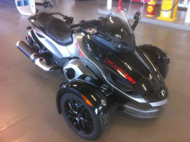 2011 Can Am RSS