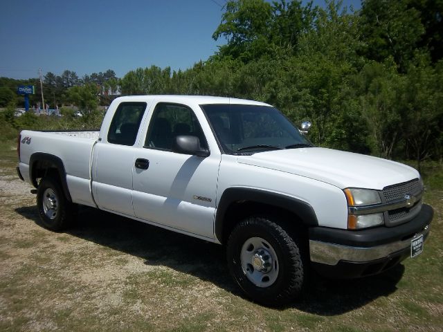 2003 CHEVROLET SILVERADO 2500 EXT CAB 4WD white 4x4 extended cab with a short bed will make you 