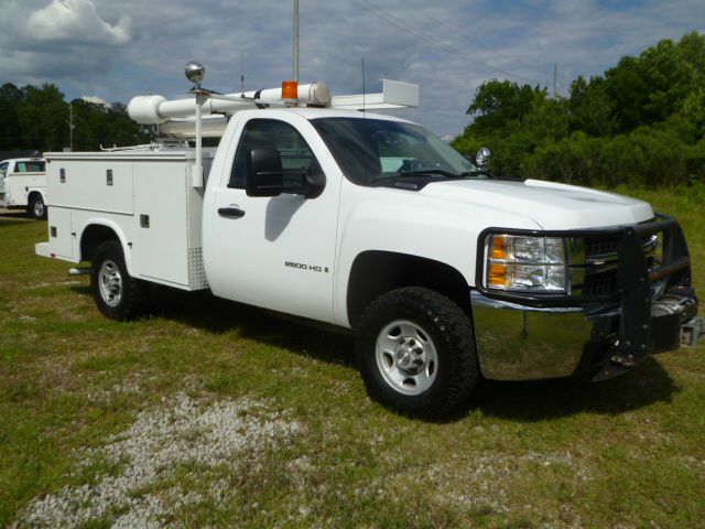 2009 CHEVROLET SILVERADO 2500 4X4 SERVICE TRUCK 4WD white 4x4 knapheide service body with flip top