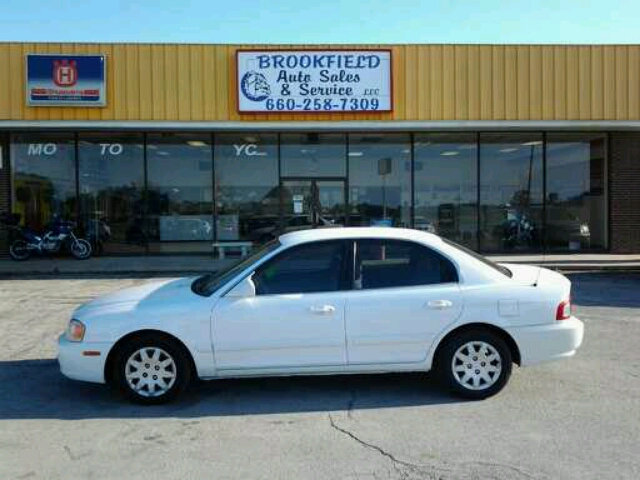 2004 Kia Optima - BROOKFIELD, MO