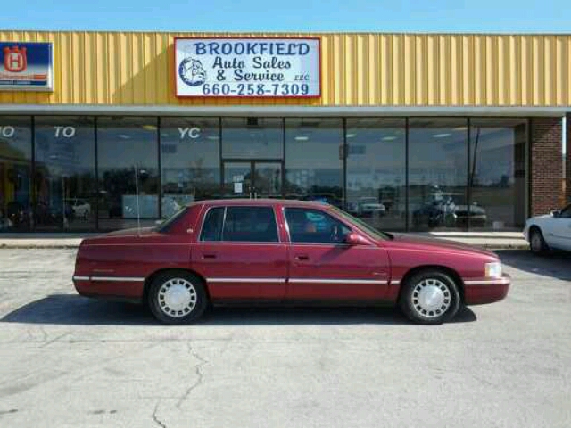 1997 Cadillac Deville - BROOKFIELD, MO