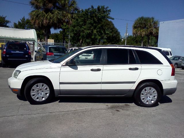 2006 CHRYSLER PACIFICA FWD white blow out sale abs brakesair conditioningamfm radio