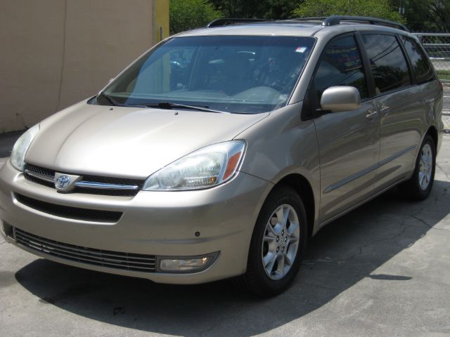 2005 Toyota Sienna