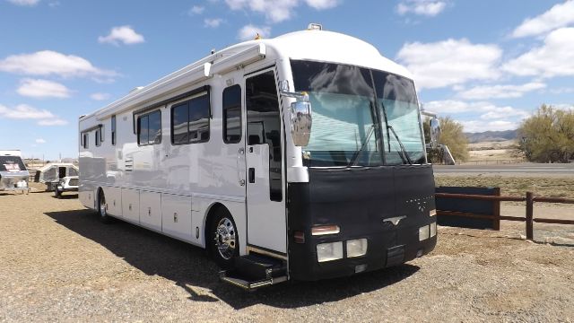 2003 Fleetwood American Eagle - Dewey, AZ