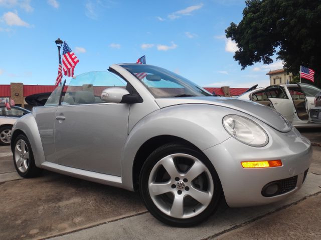 2006 VOLKSWAGEN NEW BEETLE 25 silver 2006 volkswagen beetle gls ...