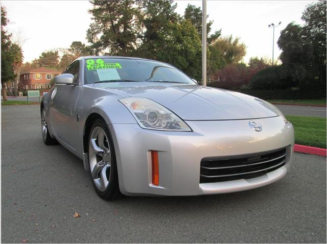 2006 NISSAN 350Z TOURING COUPE 2D silver very nice sports car really cleanfinancing available 