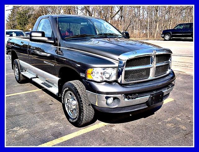 2004 Dodge Ram 2500 - Cedarville, IL