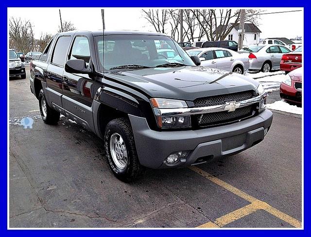 2002 Chevrolet Avalanche - Cedarville, IL