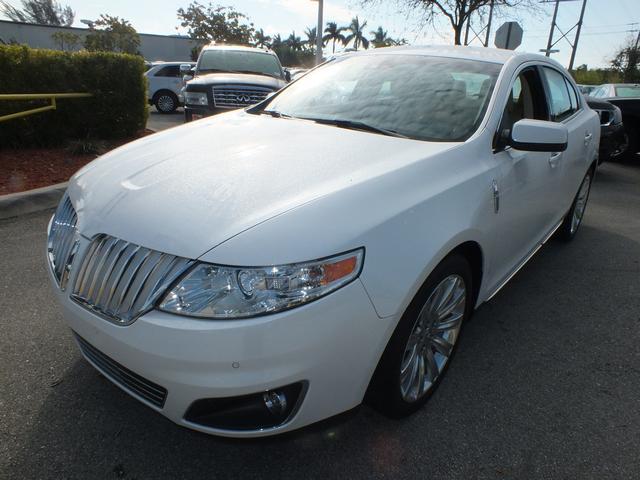 Tothego - 2010 Lincoln MKS_1