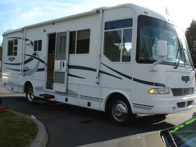 2003 R-Vision Condor 28 ft. - Grass Valley, CA