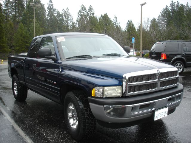 2001 Dodge Ram 1500 - Grass Valley, CA