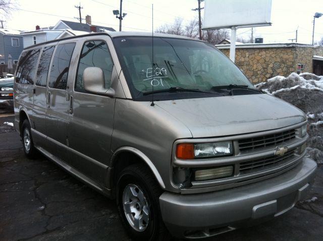 Tothego - 2001 Chevrolet Express_1