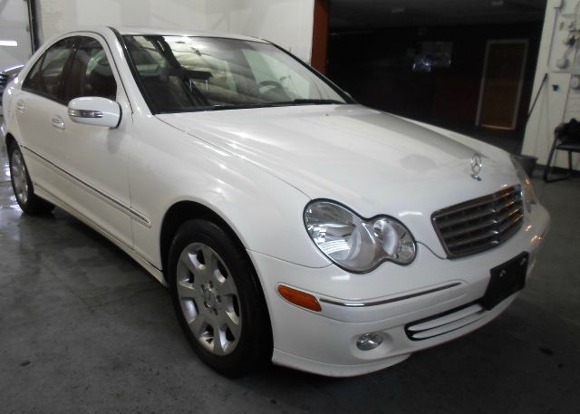 Tothego - 2005 Mercedes-Benz C-Class_1