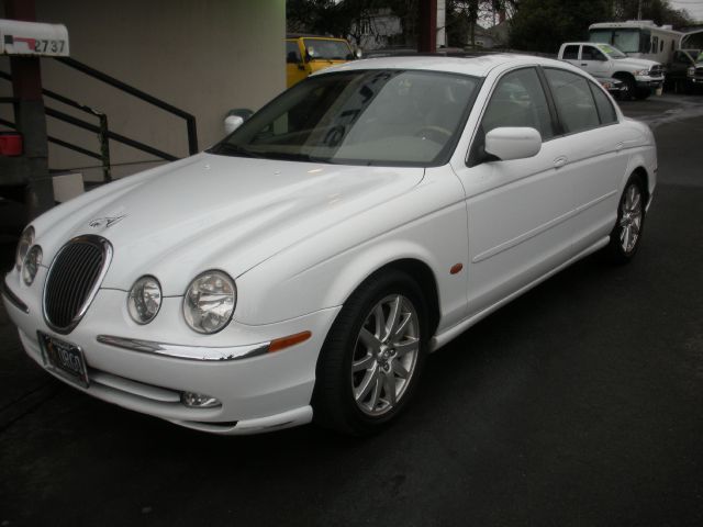 Tothego - 2000 Jaguar S-Type_1