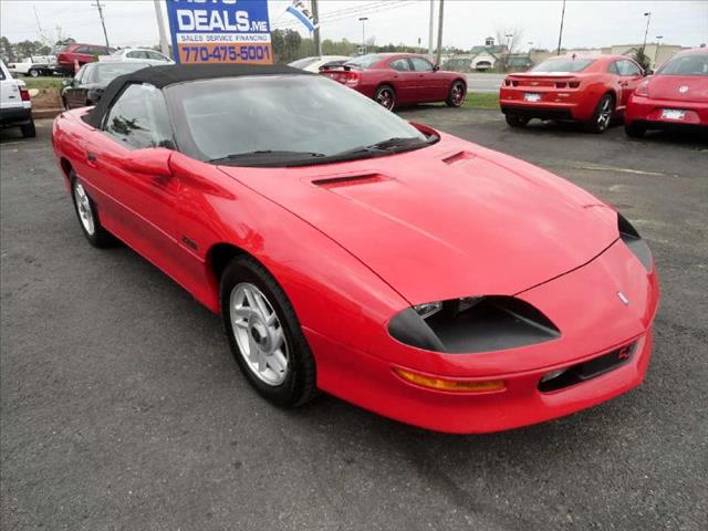 1995 CHEVROLET CAMARO CONVERTIBLE Z28 red low miles clean and ready to go come and check it out 