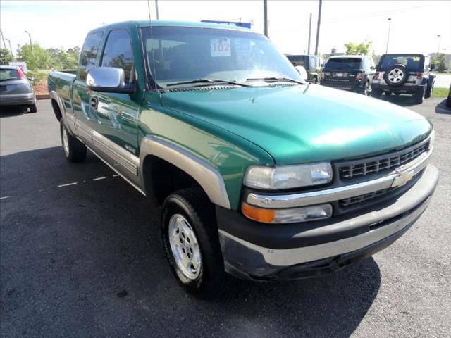 2000 CHEVROLET SILVERADO 1500 Z71 green come and check it out today lowest prices in the state y