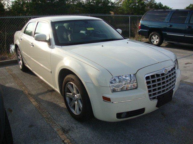 Tothego - 2007 Chrysler 300_1