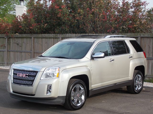 2013 GMC TERRAIN SLT2 FWD beige  all internet prices are reduced for cash cashiers check or s
