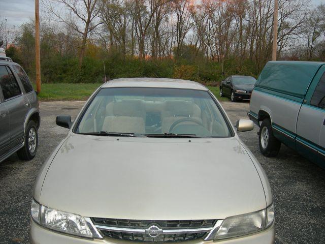 1999 Nissan Maxima - North Aurora, IL