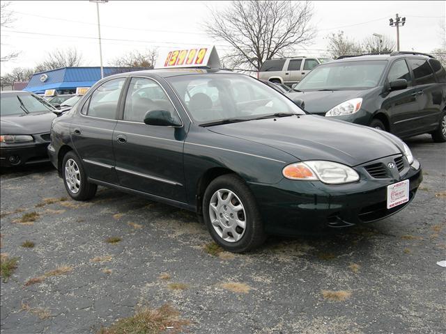 2000 Hyundai Elantra - North Aurora, IL