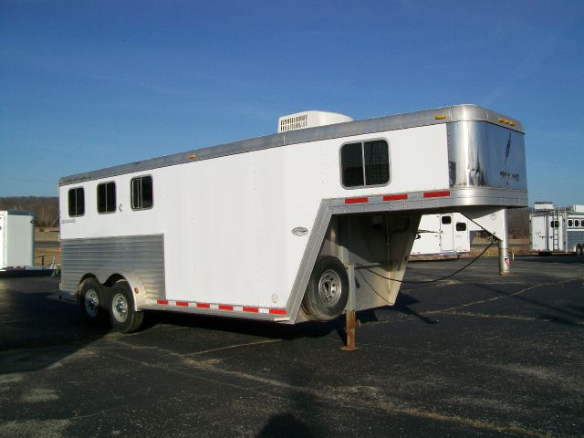 2005 Featherlite 8541 3 Horse Gooseneck - Eureka, MO