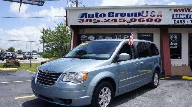 2010 CHRYSLER TOWN  COUNTRY TOURING blue abs brakesadjustable foot pedalsair conditioningalloy