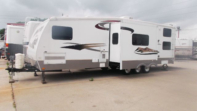 2007 RAPTOR RP3110 KEY PERFORMANCE TOY HAULER