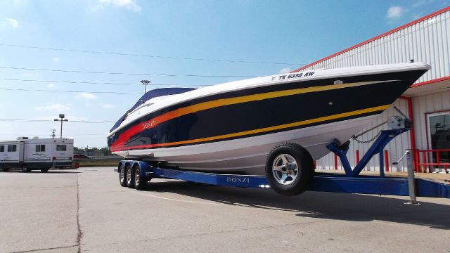 2002 DONZI 38 ZX