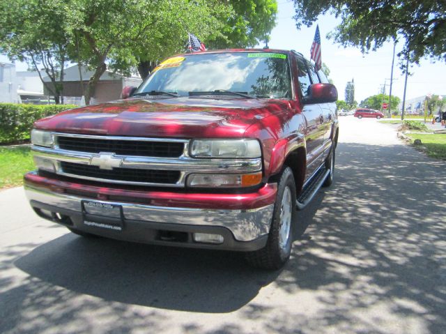 2004 CHEVROLET SUBURBAN 1500 4WD red amazing 2004 suburban lt  leather interior  all power option