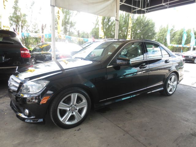 Tothego - 2010 Mercedes-Benz E-Class_1