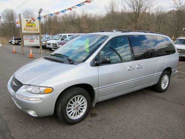 Tothego - 2000 Chrysler Town Country_1