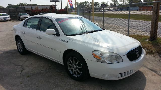2008 BUICK LUCERNE CXL pearl white we offer financing for all credit i can help you establish you