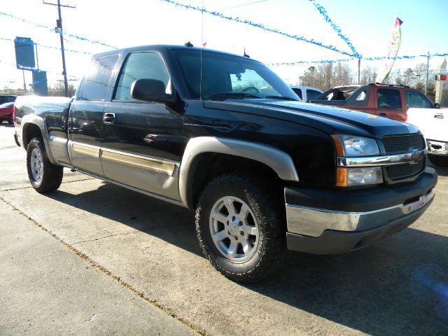 2003 CHEVROLET SILVERADO 1500 LT EXT CAB SHORT BED 4WD black here we have a very nice 2003 chevy 