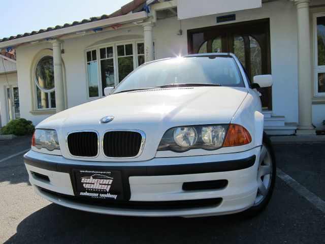 2001 BMW 3 SERIES 325I white super clean low mileage car clean car fax very nice car call 408 41