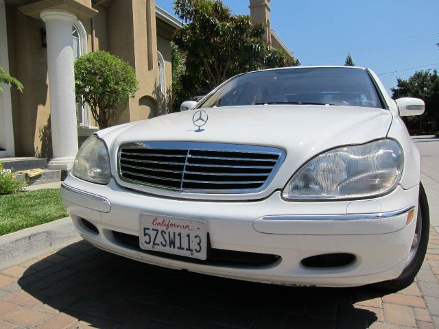 2002 MERCEDES-BENZ S-CLASS S500 white abs brakesair conditioningalloy wheelsamfm radioanti-br